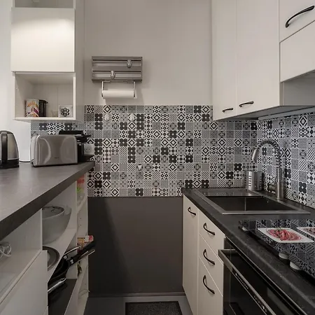 Apartamento Centre, Deux Pieces, Calme, Terrasse Plein Sud *